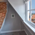 Host & Stay - Jet Cottage
