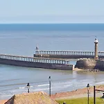 Host & Stay - Sea Watcher