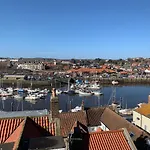 Room On The Ropery- With Free Parking