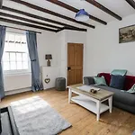 Pebble Cottage