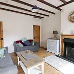 Pebble Cottage