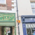 Foresters House