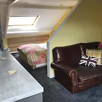Chiltern Holiday Apartments