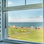 Whitby Sea View Apartment