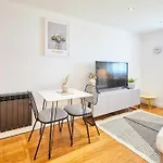 Host & Stay - Sandcastles Apartment