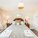 Pebble Apartment