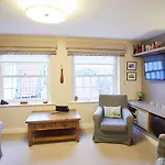 Host & Stay - Spyglass 1708