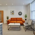 Host & Stay - Apartment One, Hudsons Yard House