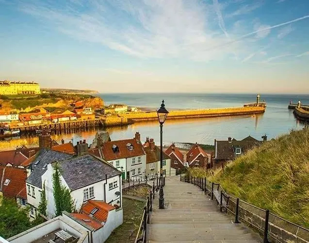 Cottages-Whitby