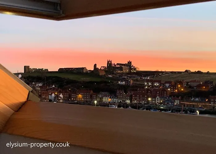 Elysium Holiday Lets - Elysium House, Gorgeous Victorian Townhouse In Central Whitby