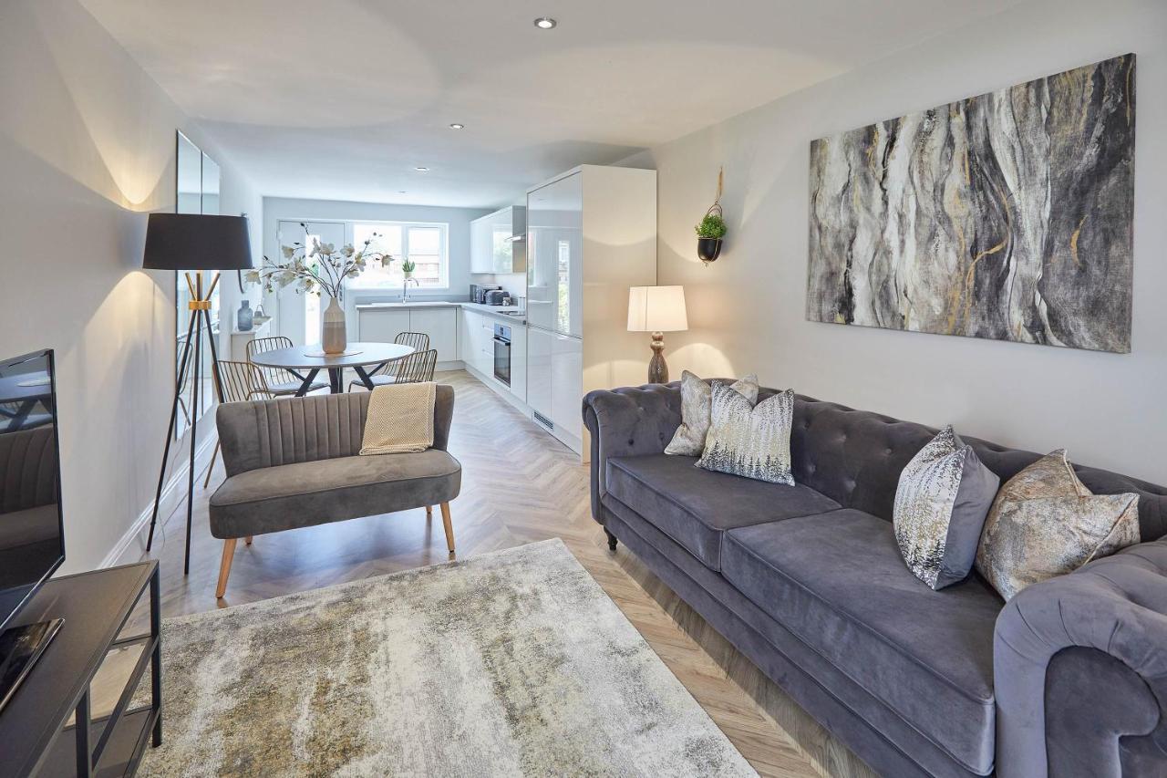 Apartment Host & - Prospect Hill Whitby