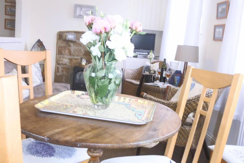 Kikas Cottage, Rear 89 Church Street, White Horse Yard Holiday home