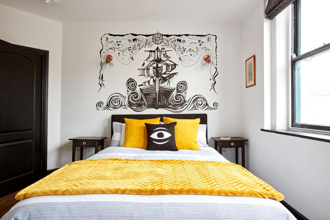 Jet Black Jewel Guest house Whitby