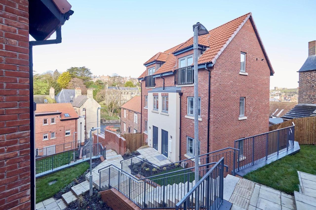 Host & - Curlew House Holiday home Whitby