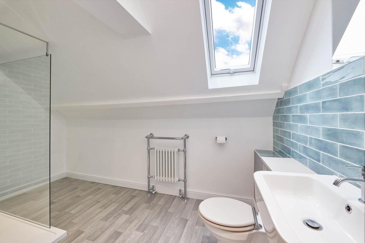 Host & - Puffin House Holiday home *