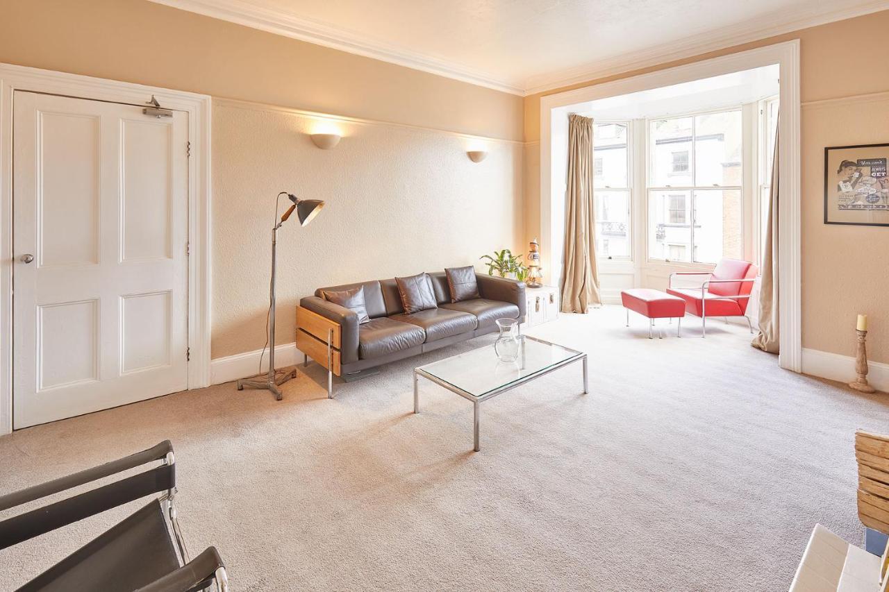 Host & - Time Out Apartment *