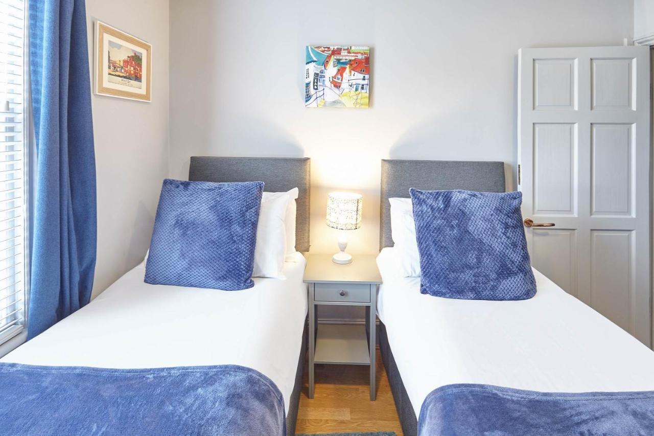 Host & - May House Holiday home Whitby