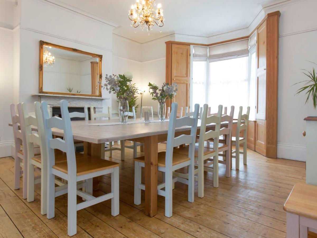 6 Abbey Terrace Holiday home *