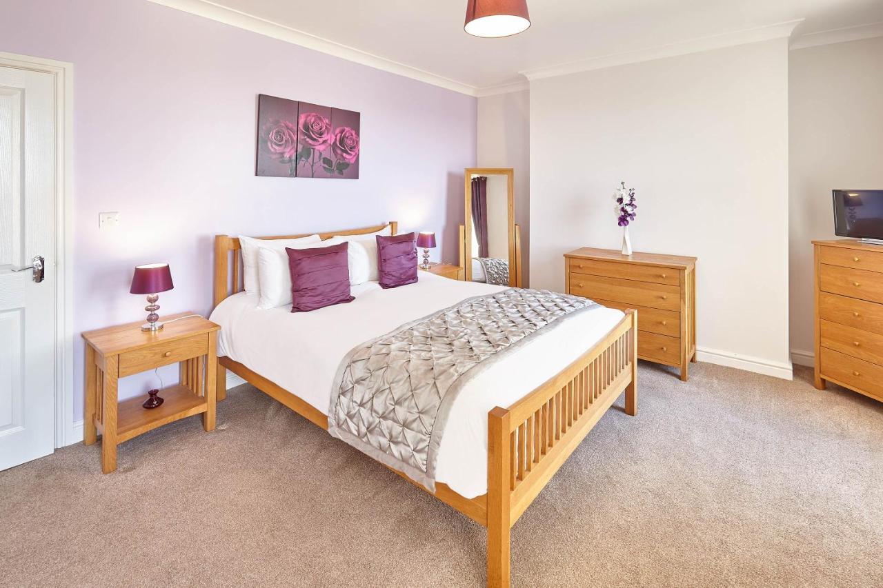 Host & - Rosemill Holiday home *