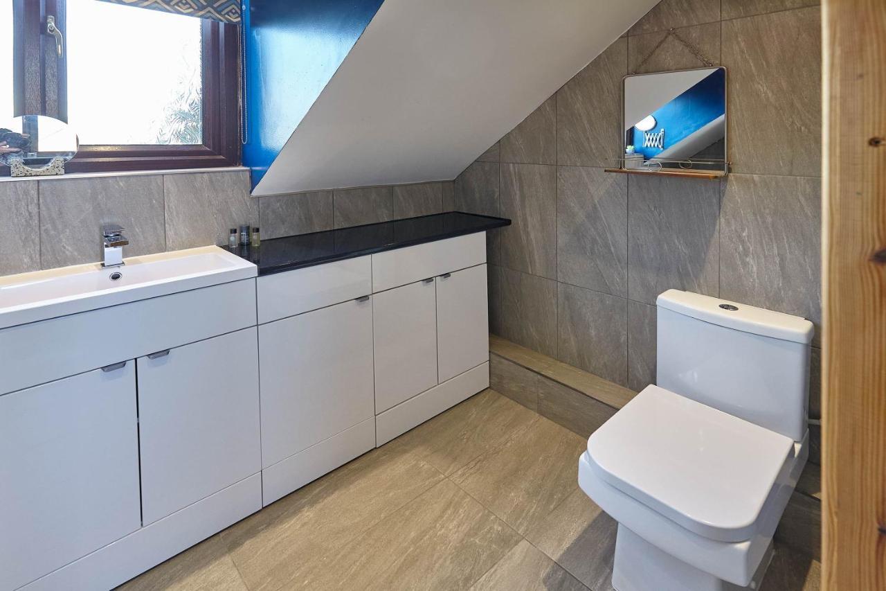 Host & - Larpool Mews Whitby