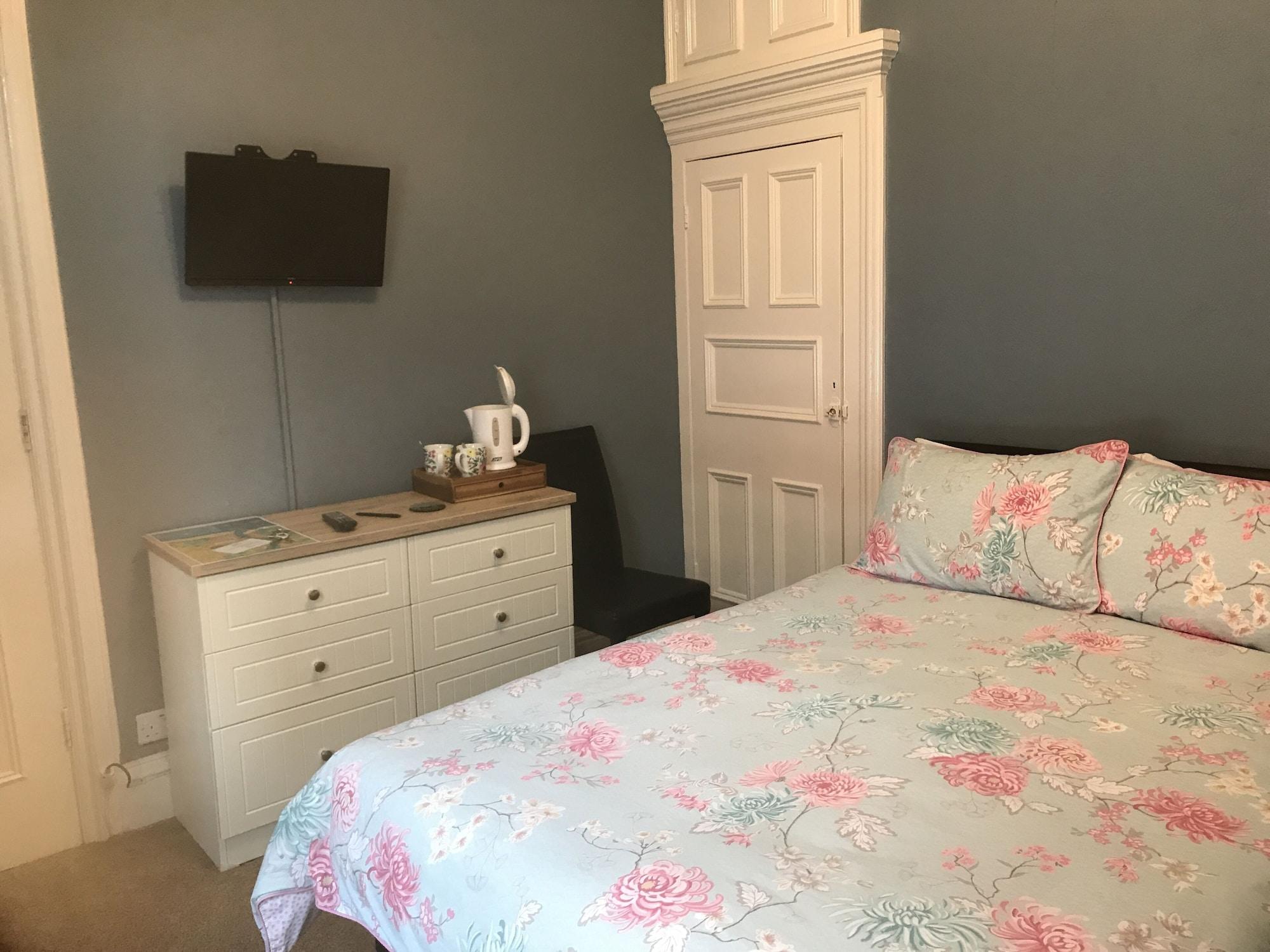 Glenora Guest house Whitby