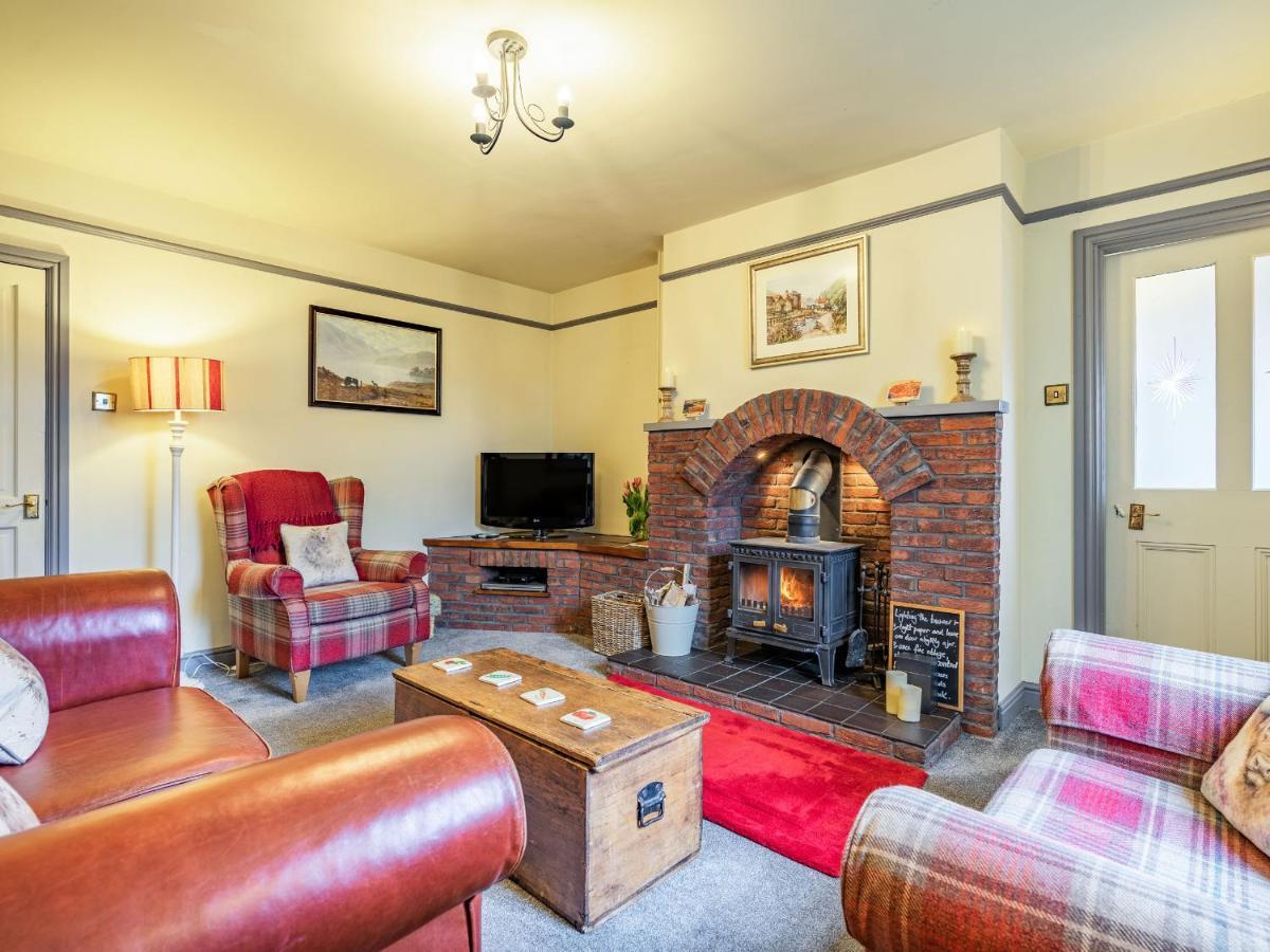 Wychwood Whitby