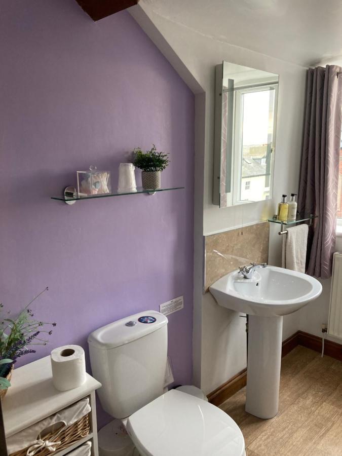 Ellies 4* Whitby