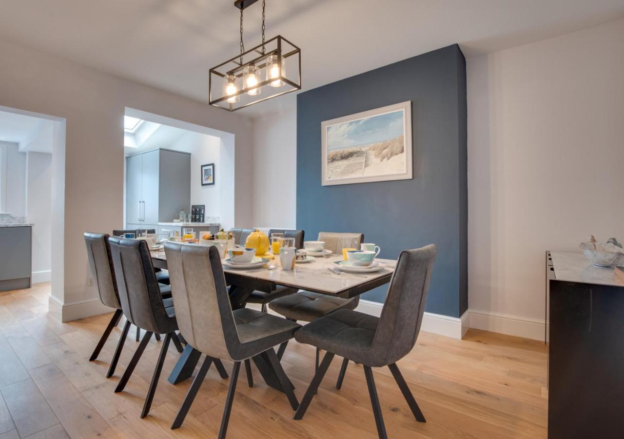 Ellingham House Holiday home *