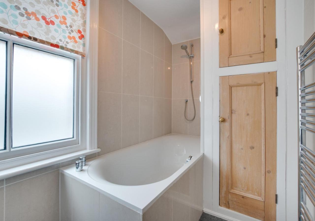 Holiday home Ellingham House *