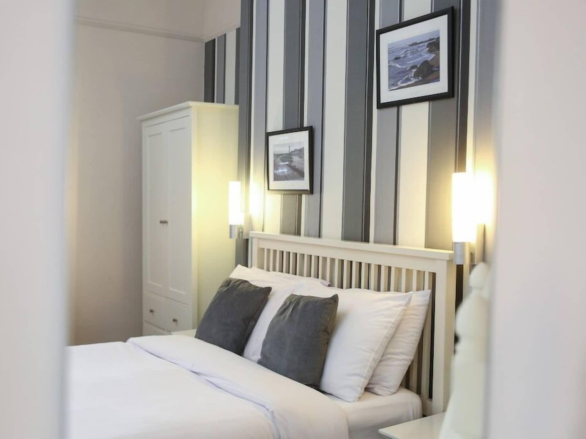 Riviera 3*
