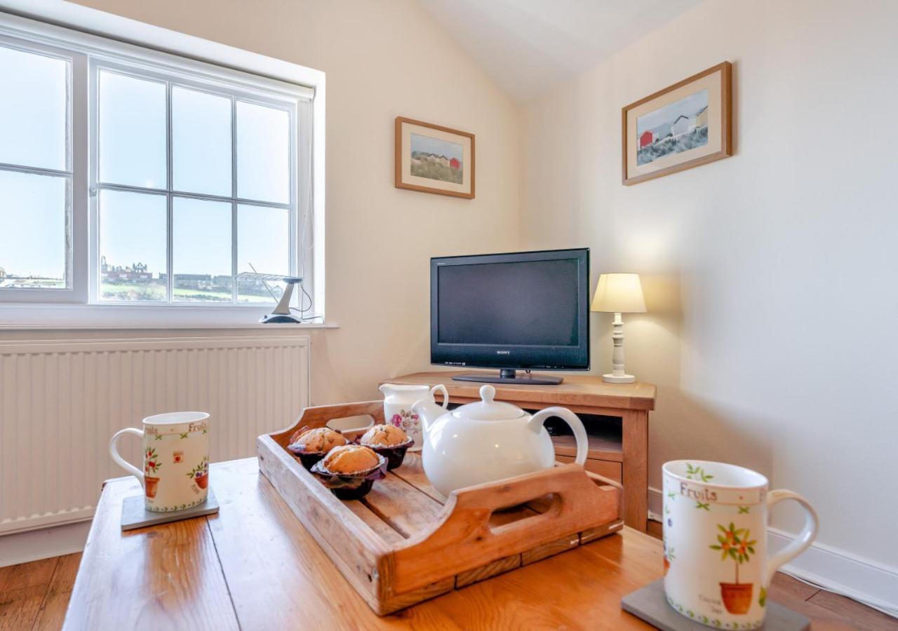 Holiday home Loen Whitby