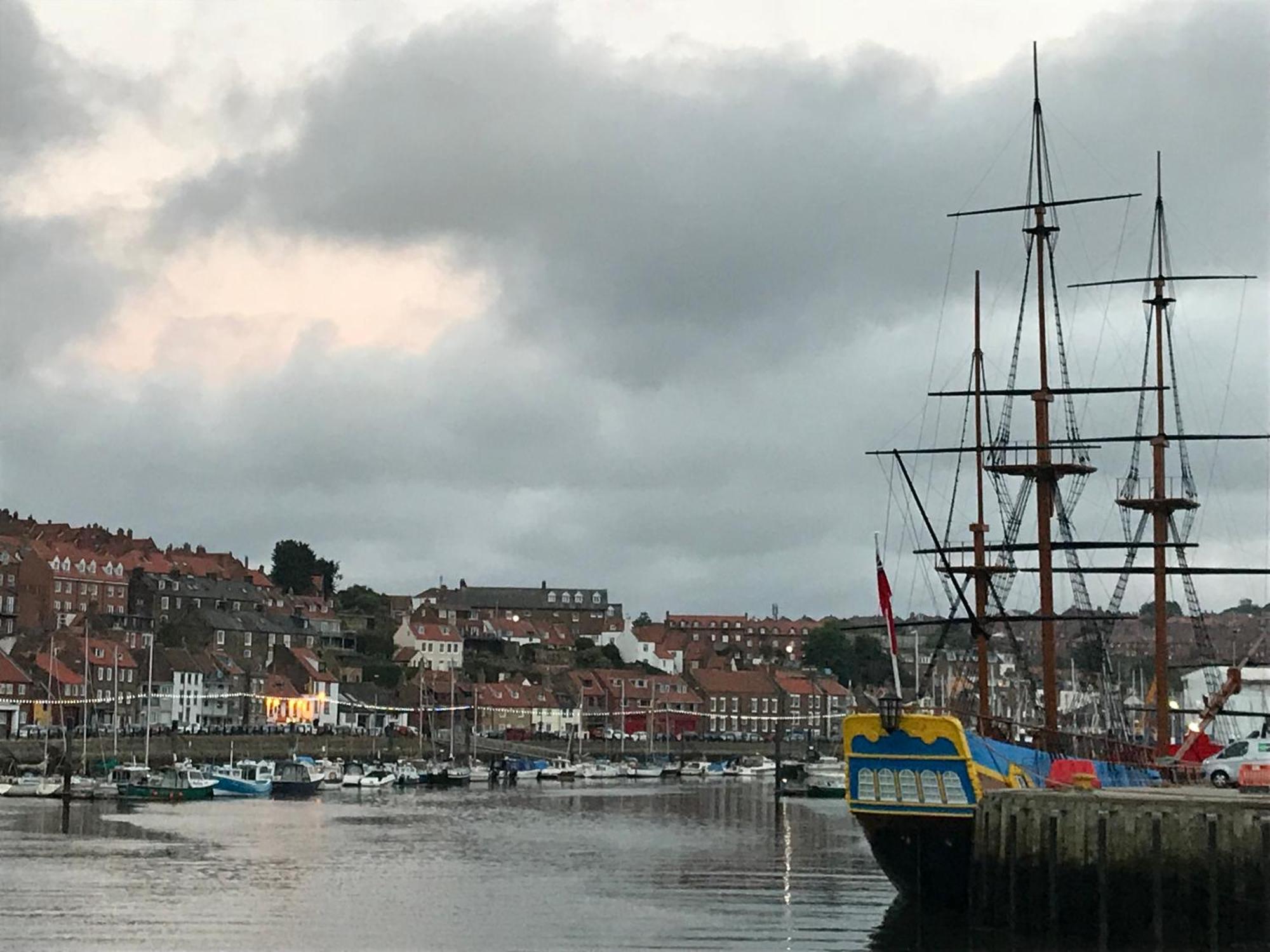 Elysium Holiday Lets - Elysium House, Gorgeous Victorian Townhouse In Central Whitby