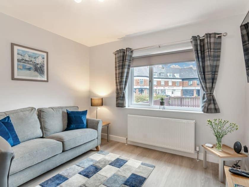 Madeline's View -a Smart And Modern 1 Bed With The Bonus Of A Large Driveway Parking Area Holiday home