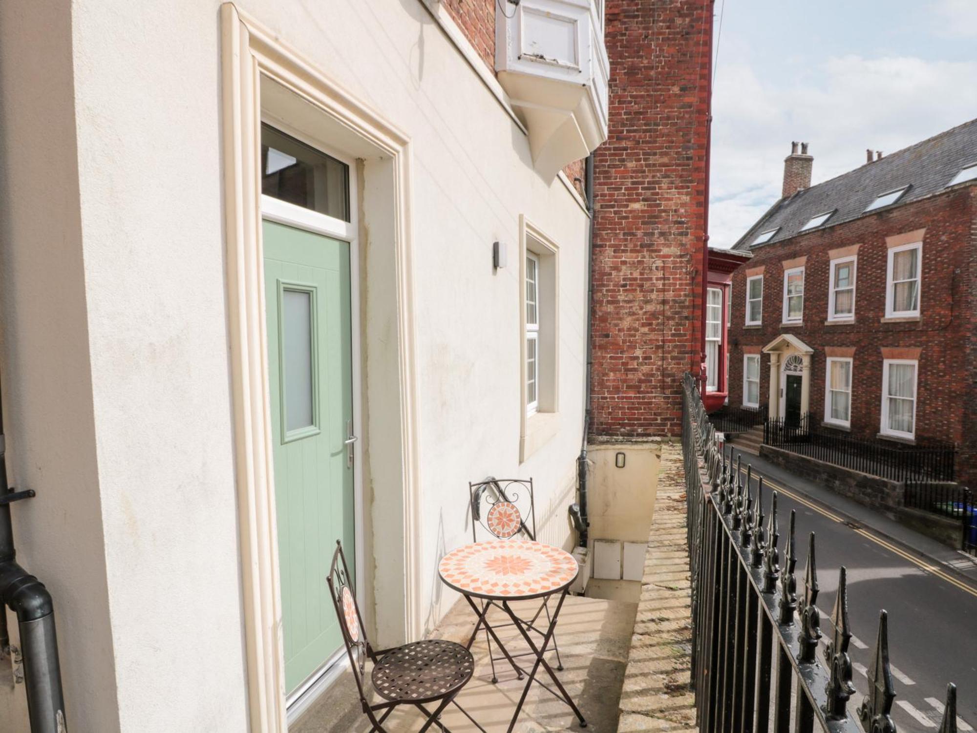 Apartment Nutshell Whitby