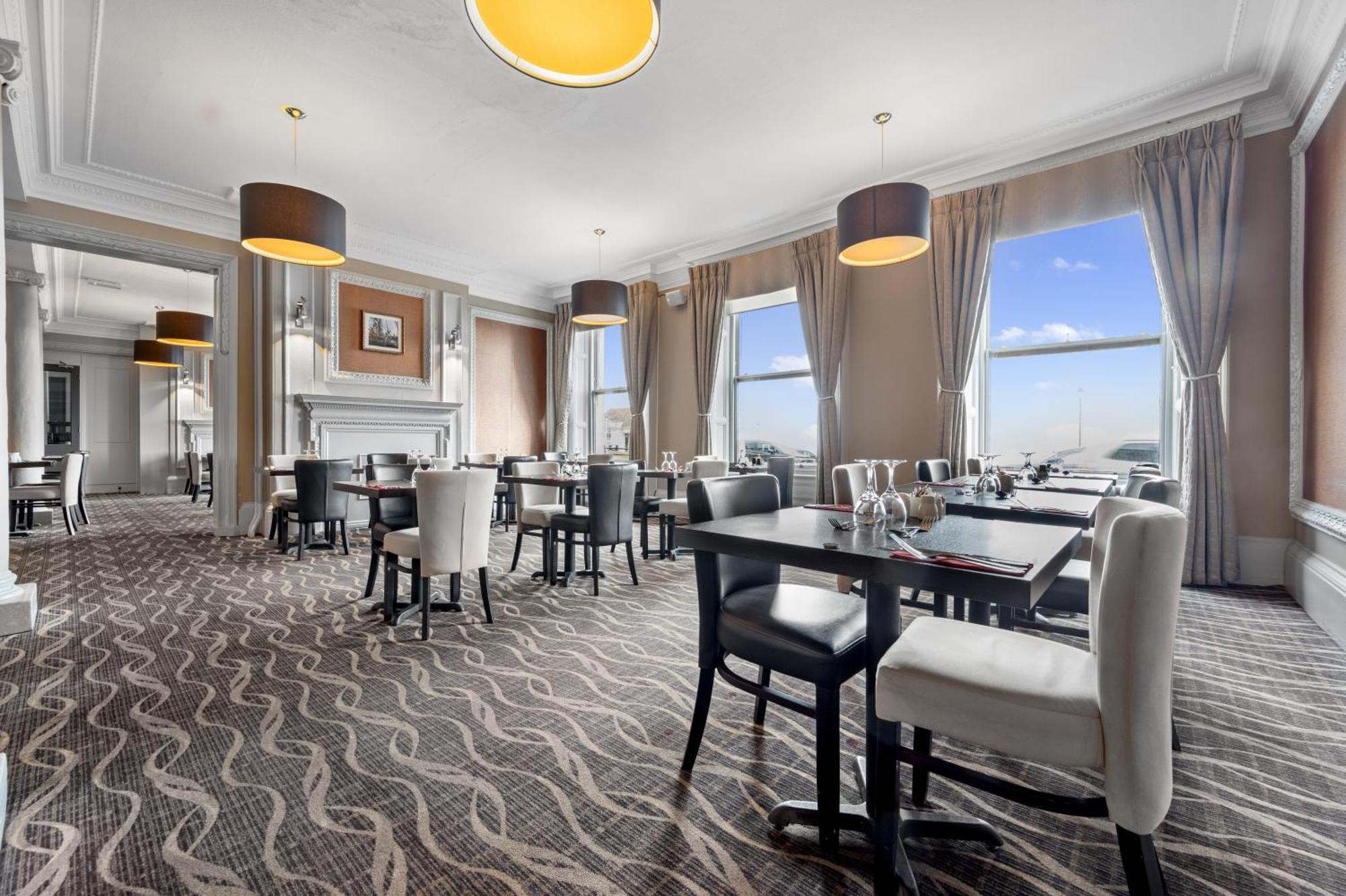 Royal Whitby Hotel