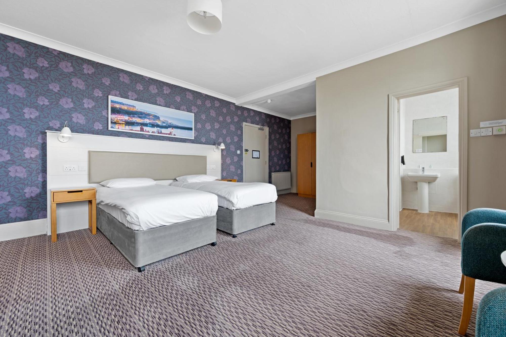 Hotel Royal Whitby 3*