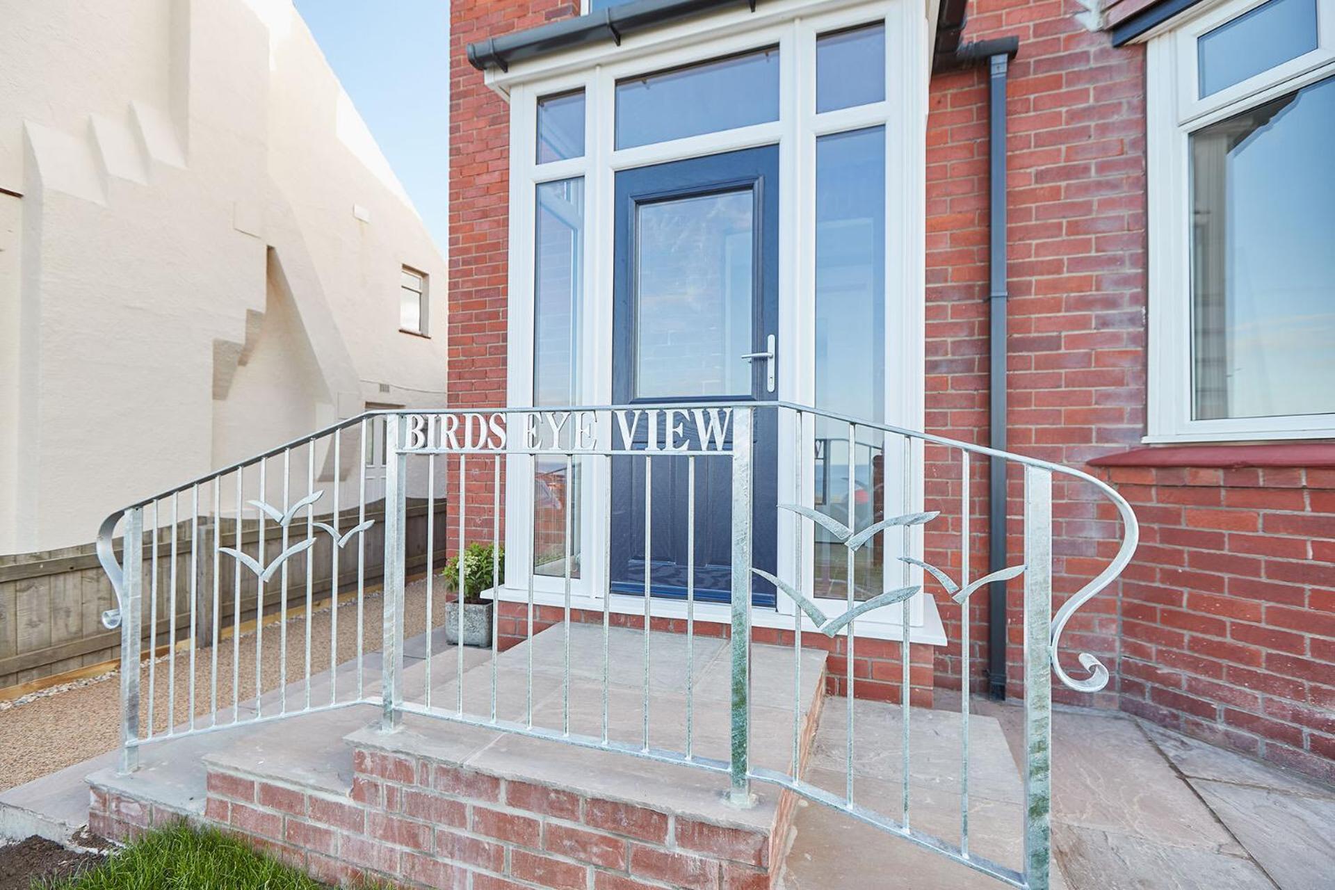 Holiday home Birds Eye View *
