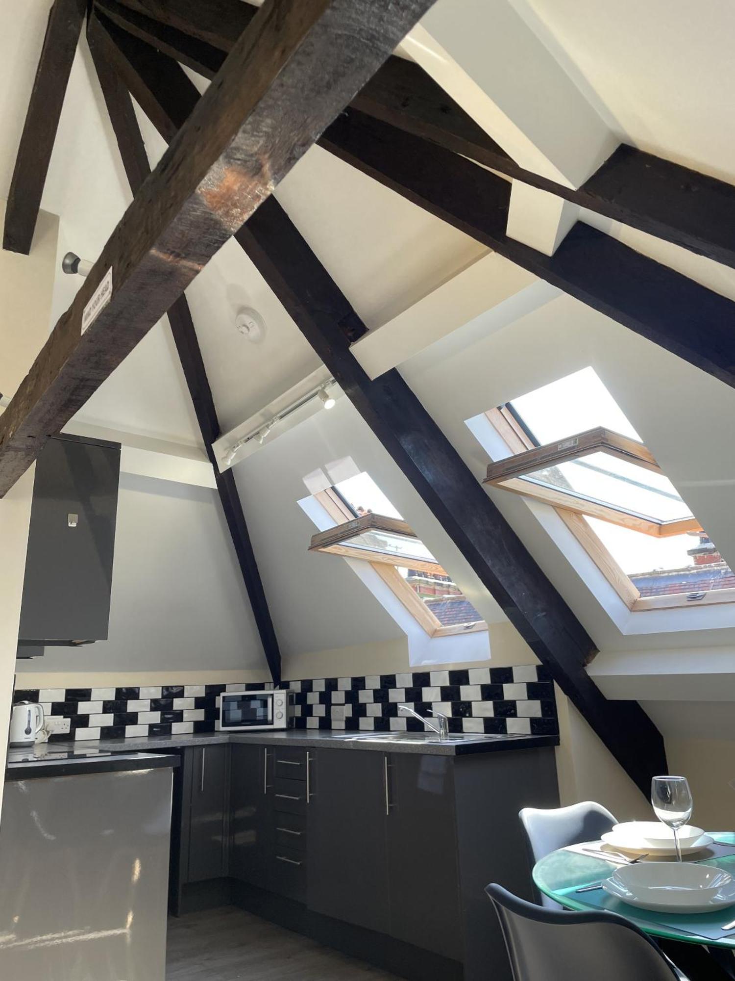 Bridge Luxury Apartment *