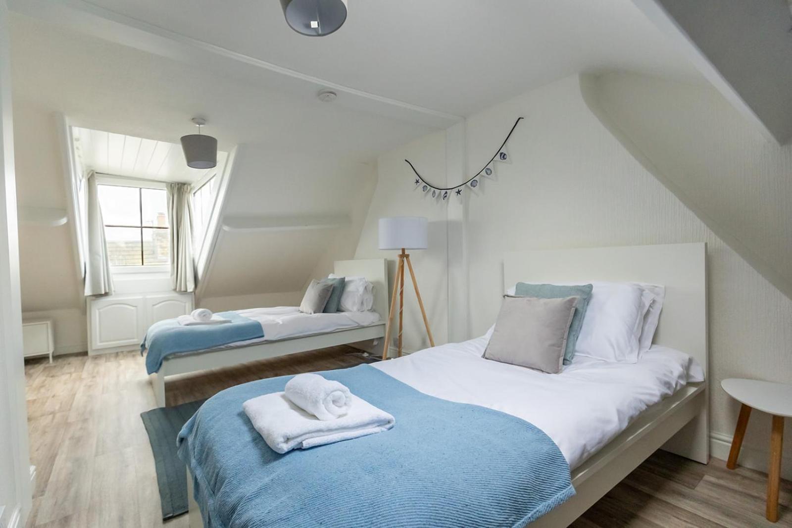 Sea Star - Coastal 3-bed Retreat In The Heart Of Holiday home Whitby