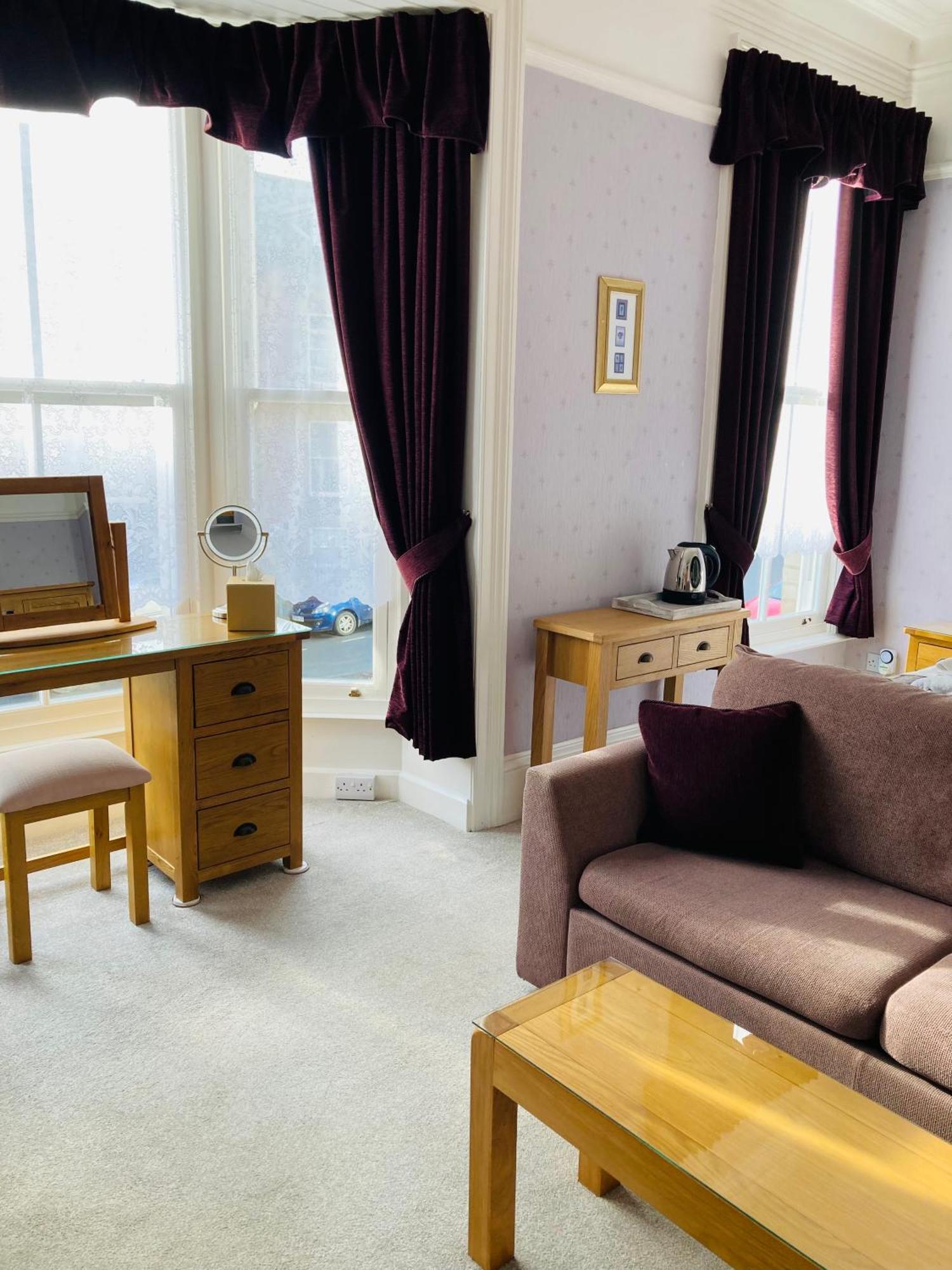 Bed & Breakfast The Pathway 4*