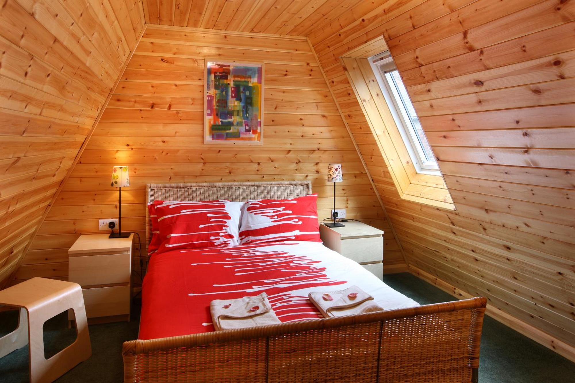 Discovery Aparthotel 4*