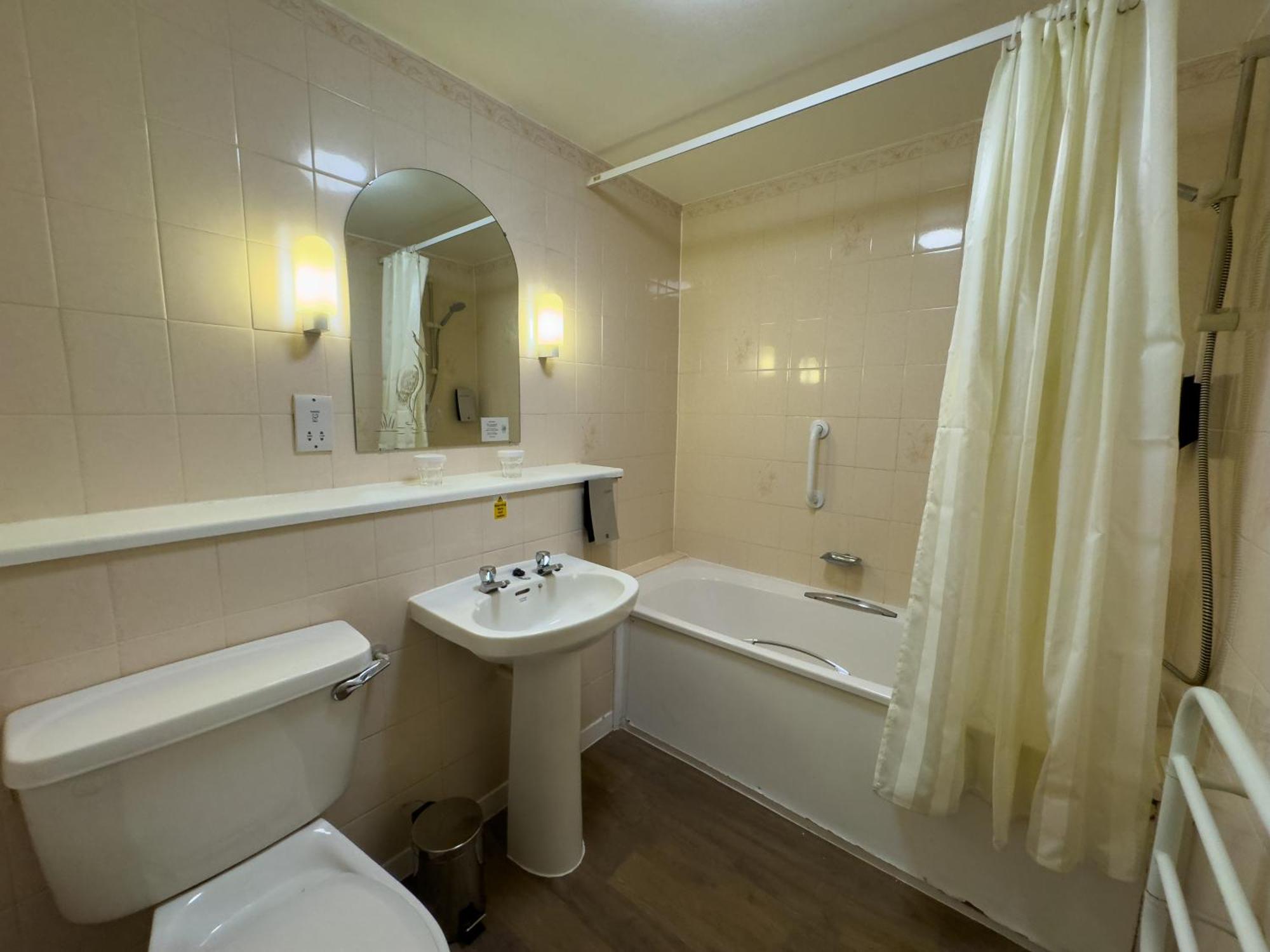 Royal Whitby Hotel Whitby