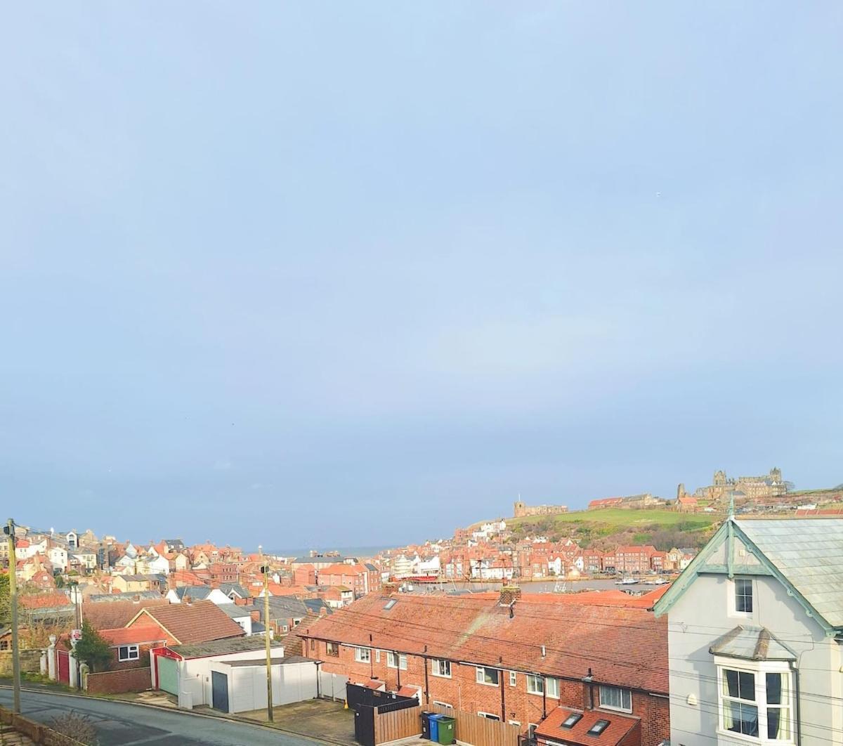 Abbey Horizon, With Parking Apartment Whitby