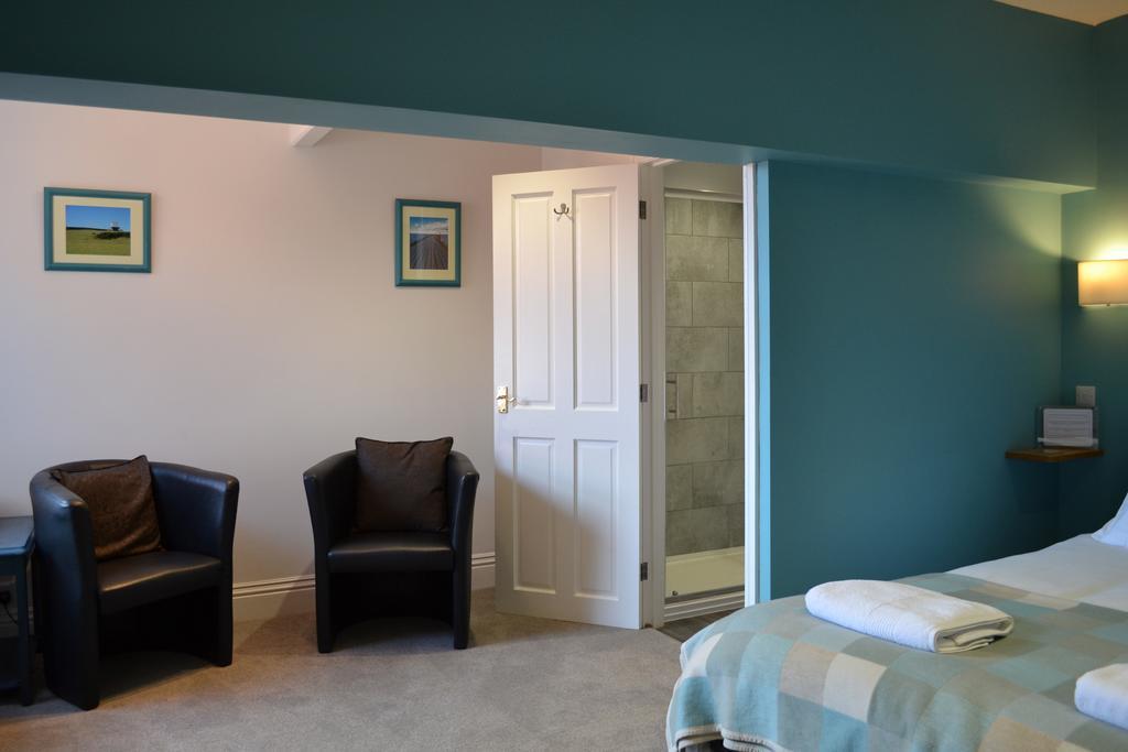 Corra Lynn 4* Whitby