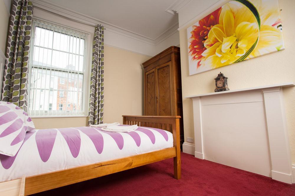 Discovery Aparthotel 4*