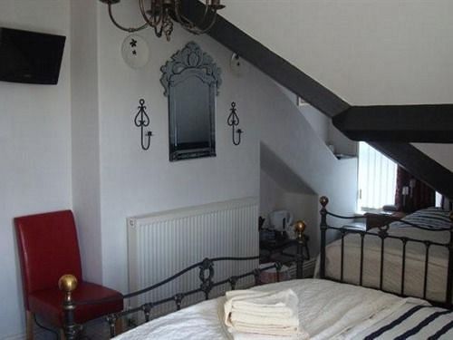 Esklet 4*