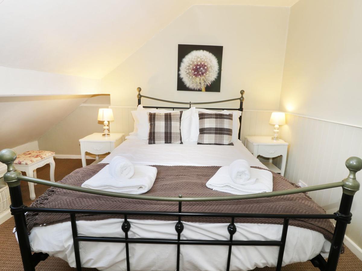 Holiday home Rockton House *