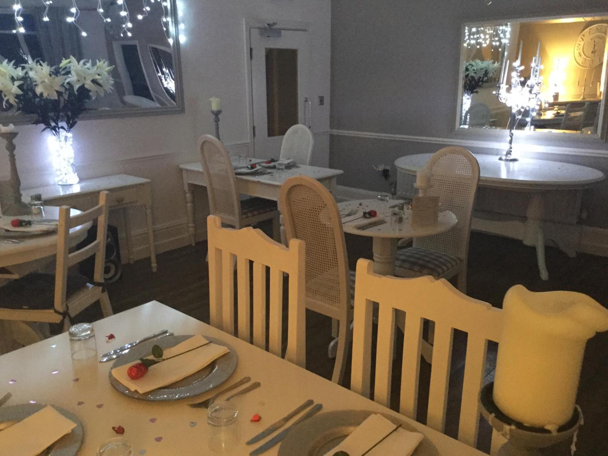 The Woodlands Hotel, Sandsend Hotel *