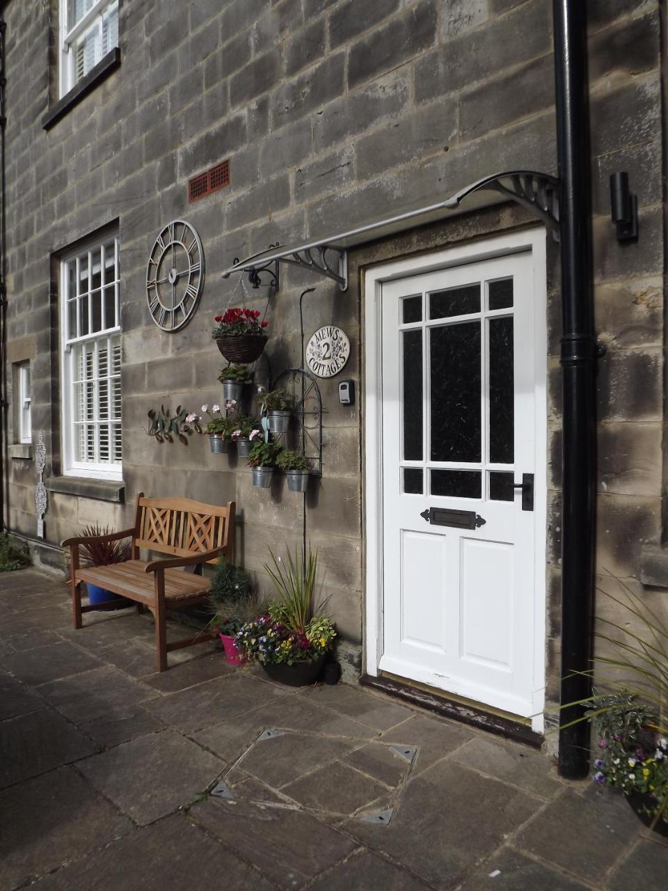 Mews Cottage, Holiday home