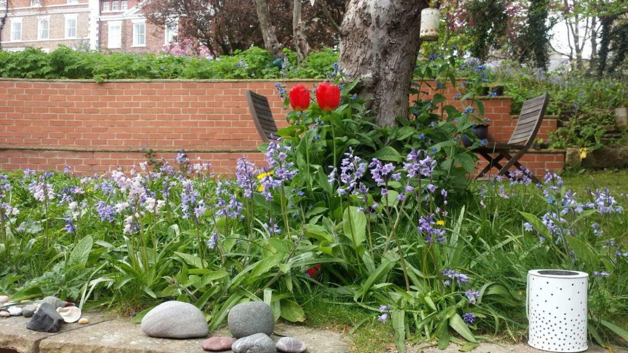 Secret Garden Hideaway *